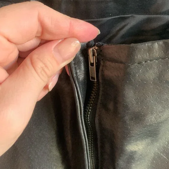 Vintage Indeed Black Leather Fully Lined Pants Size 4 - Picture 7 of 12